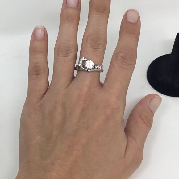 1 ct. CZ Heart Setting Fashion Ring (H15) - Picture 6 of 6